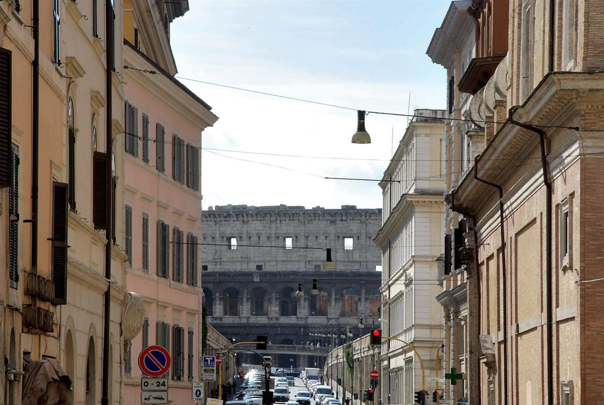 Daplace - Hqh Colosseo Rzym Zewnętrze zdjęcie